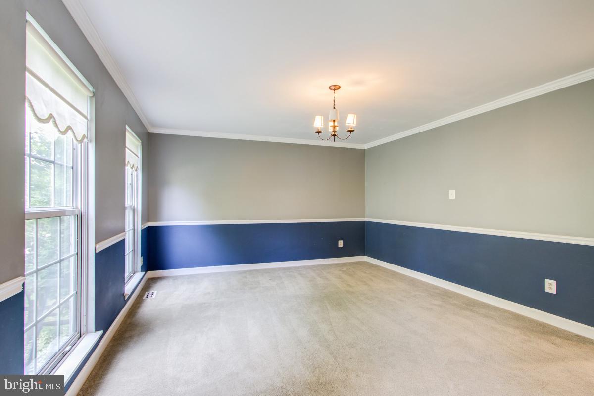 957 Pointer Ridge Drive Gaithersburg, MD 20878 - Photo 5 of 57