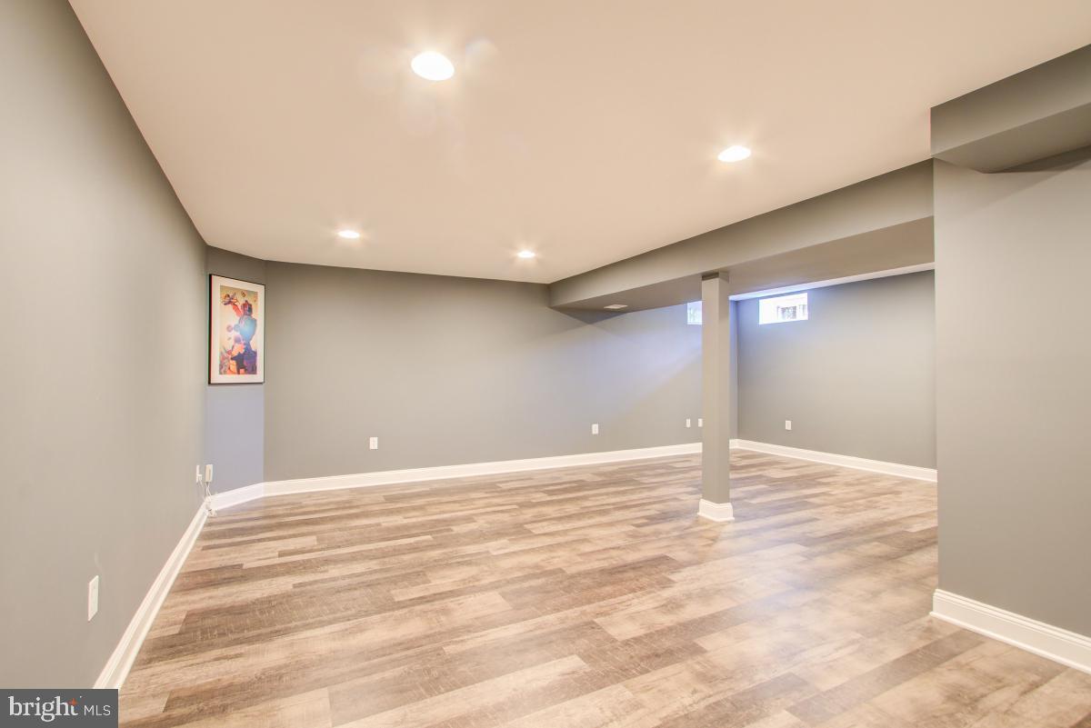 957 Pointer Ridge Drive Gaithersburg, MD 20878 - Photo 43 of 57