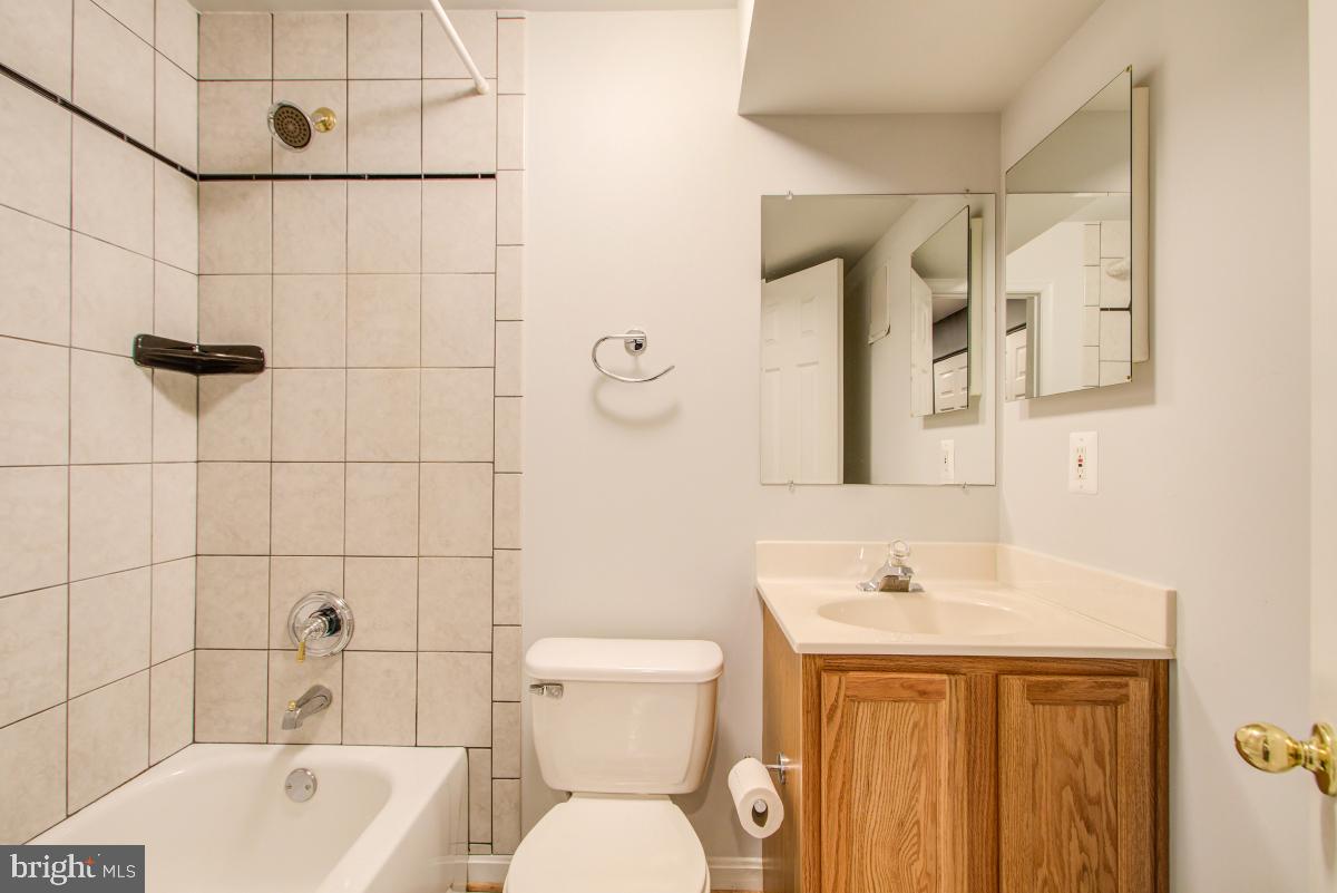 957 Pointer Ridge Drive Gaithersburg, MD 20878 - Photo 47 of 57