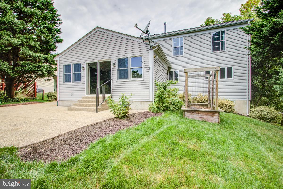 957 Pointer Ridge Drive Gaithersburg, MD 20878 - Photo 51 of 57