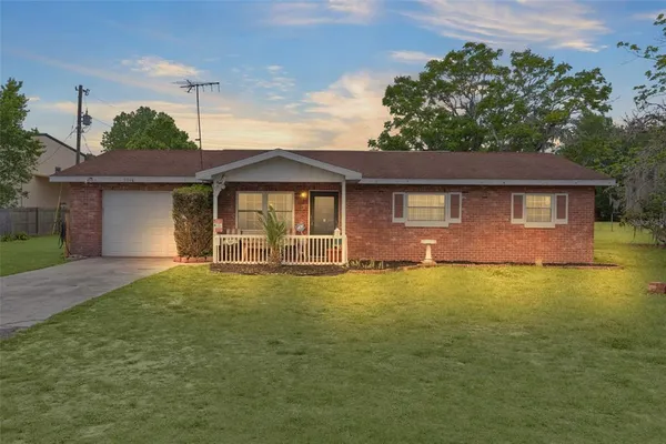 $245,900 | 5946 Highway 471, Bushnell, FL 33513