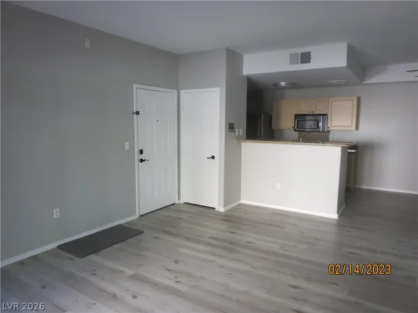$1,395 | 8250 North Grand Canyon Drive, Unit 1030, Las Vegas, NV 89166