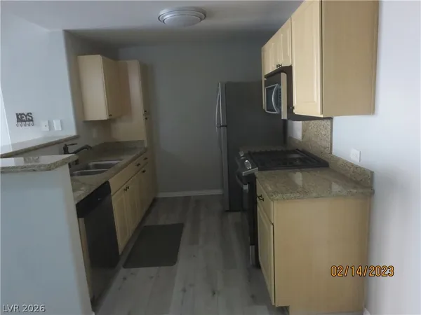 $1,395 | 8250 North Grand Canyon Drive, Unit 1030, Las Vegas, NV 89166