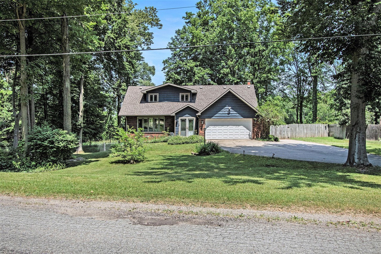 2569 Ridgewood Trail Berrien Springs, MI 49103 - Photo 31 of 31