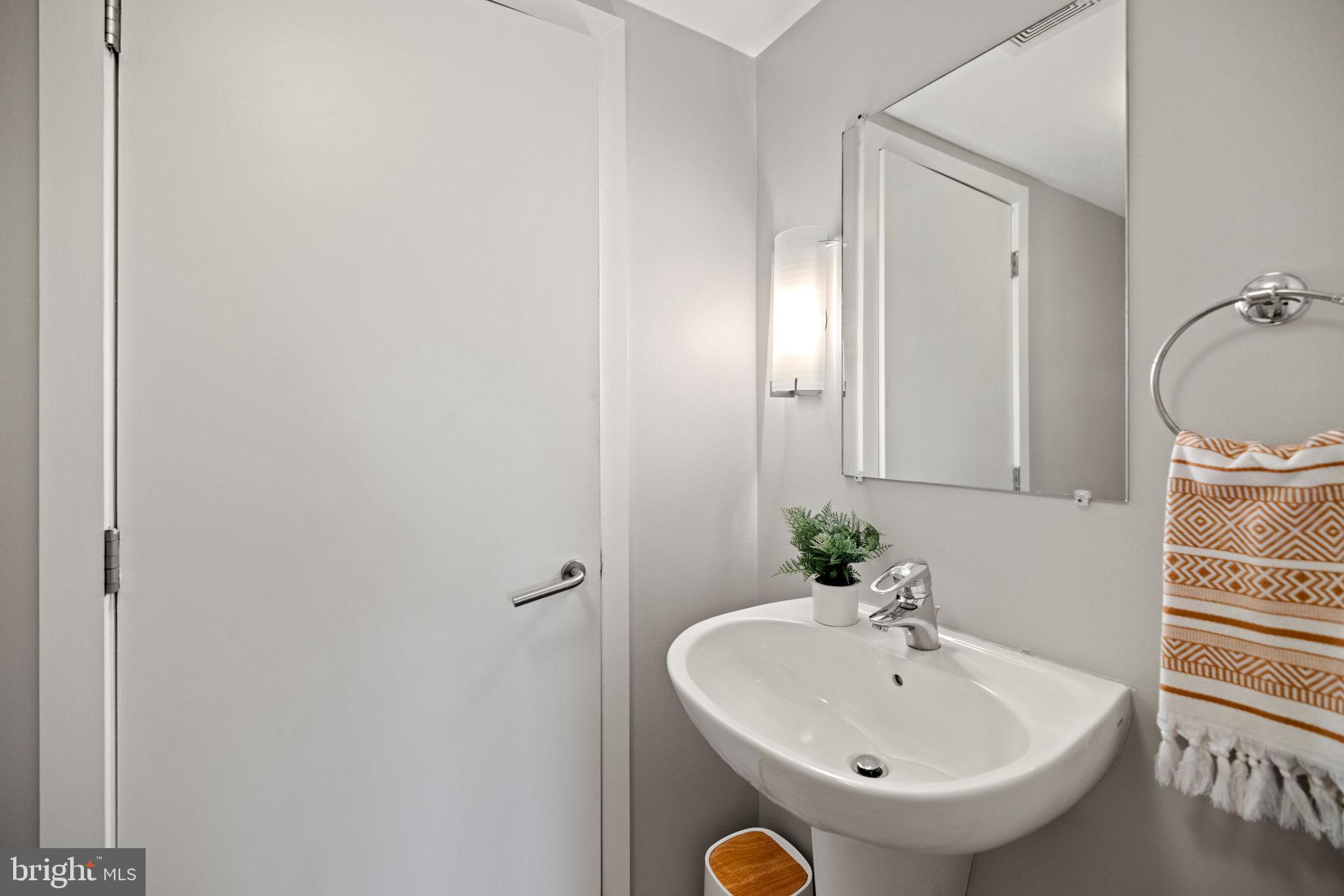 1390 V Street Northwest, Unit 112 Washington, DC 20009 - Photo 29 of 36