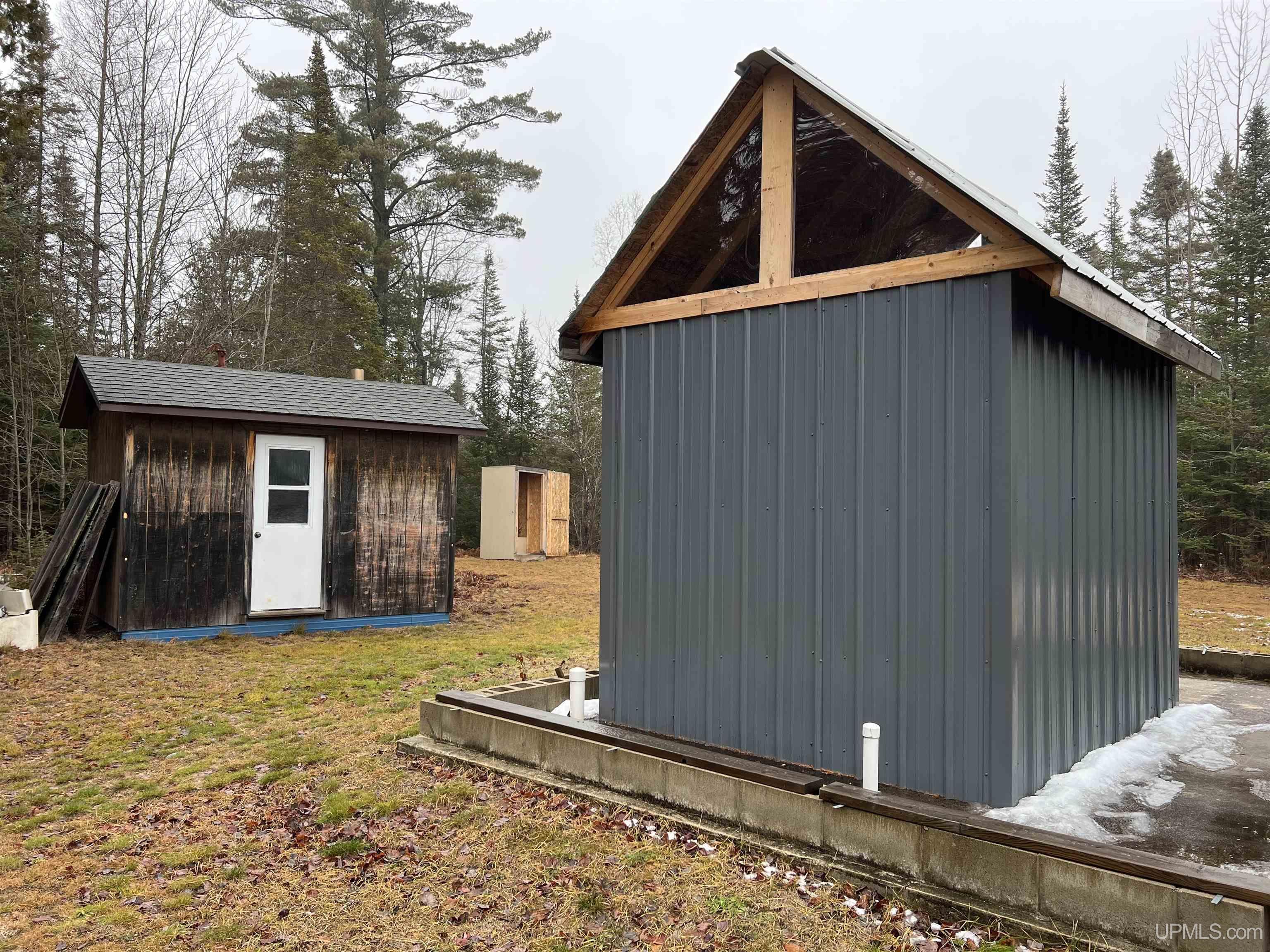 4177 North River Road Gulliver, MI 49840 - Photo 15 of 23 Gallery Image 15