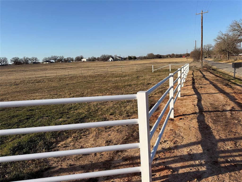 1556 Thomas Road Springtown, TX 76082 - Photo 2 of 6