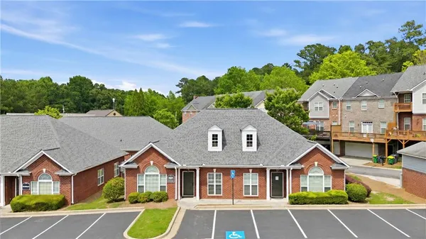 $265,000 | 213 River Park N Drive, Woodstock, GA 30188