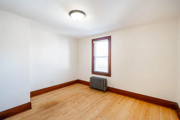 $1,400 | 2213 South 72nd Street, Unit UPPR, West Allis, WI 53219