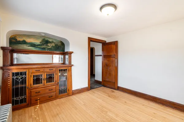 $1,400 | 2213 South 72nd Street, Unit UPPR, West Allis, WI 53219