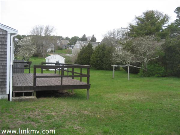 69 Norton Orchard Road Edgartown, MA 02539 - Photo 3 of 16 http://d1qzqeyxiitrap.cloudfront.net/photos/21245/600/7028fc10.jpg