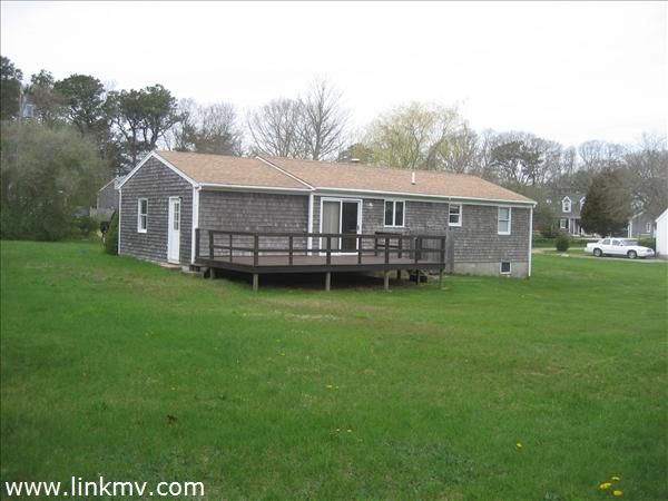 69 Norton Orchard Road Edgartown, MA 02539 - Photo 4 of 16 http://d1qzqeyxiitrap.cloudfront.net/photos/21245/600/e703ad93.jpg