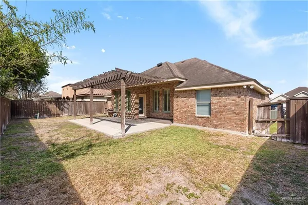 $1,950 | 913 Bunker Avenue, Edinburg, TX 78542
