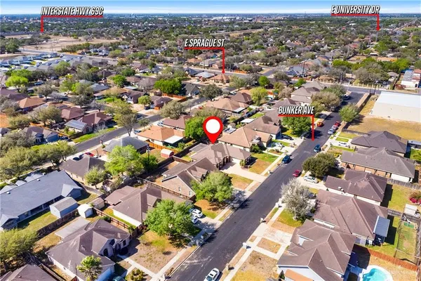 $1,950 | 913 Bunker Avenue, Edinburg, TX 78542