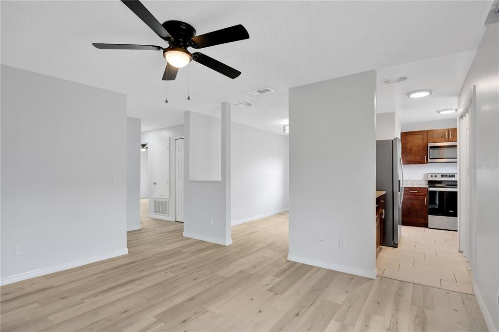 4100 Pershing Pointe Place, Unit 3 Orlando, FL 32822 - Photo 5 of 30