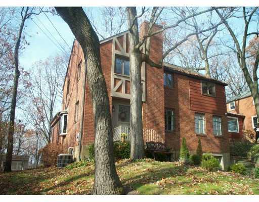 129 Martin Road Pittsburgh, PA 15237 - Photo 1 of 8 Exterior Front.