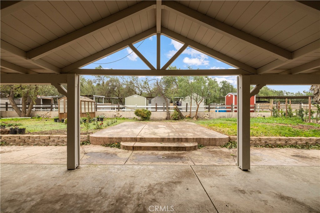15608 Tierra Rejada Road Moorpark, CA 93021 - Photo 31 of 34 a view of a porch with a garden