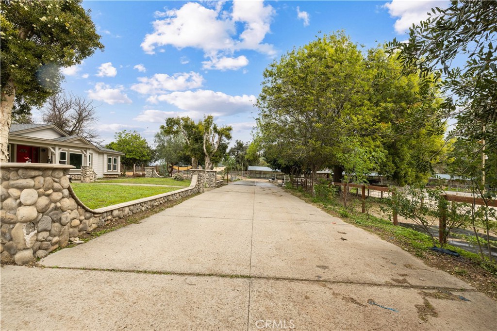 15608 Tierra Rejada Road Moorpark, CA 93021 - Photo 33 of 34 a view of swimming pool with a yard