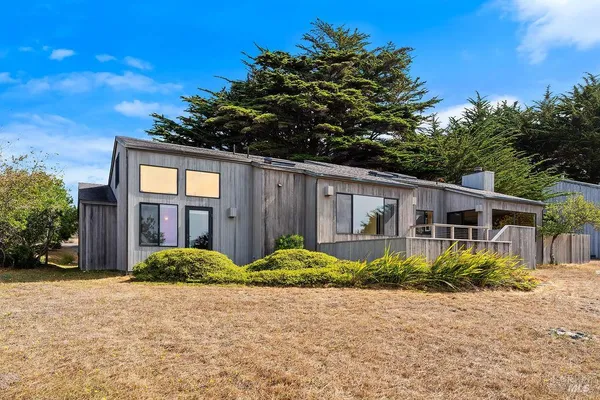$1,288,000 | 41600 Equinox, The Sea Ranch, CA 95497