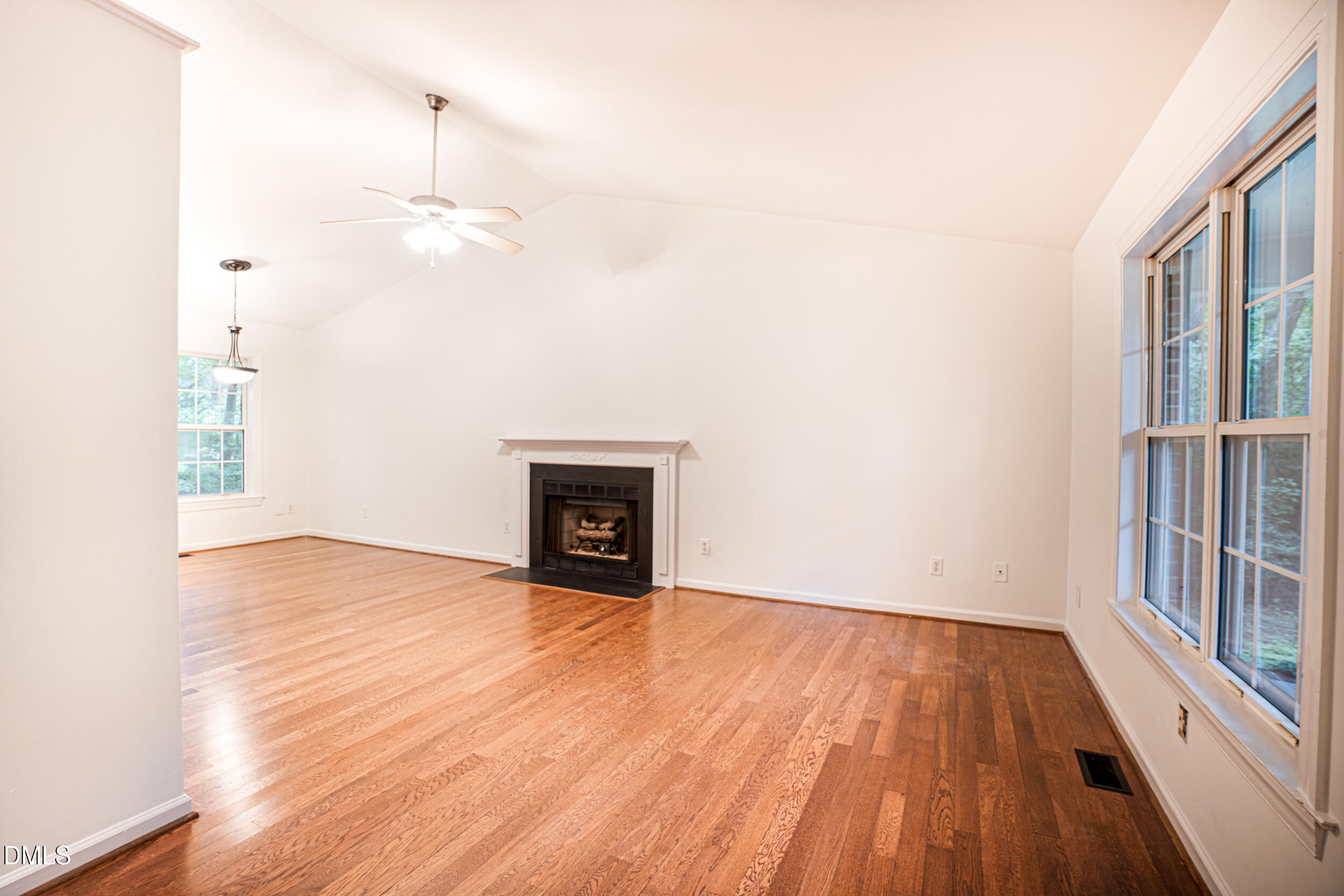 302 Goodwin Road Durham, NC 27712 - Photo 7 of 29 302 goodwin rd