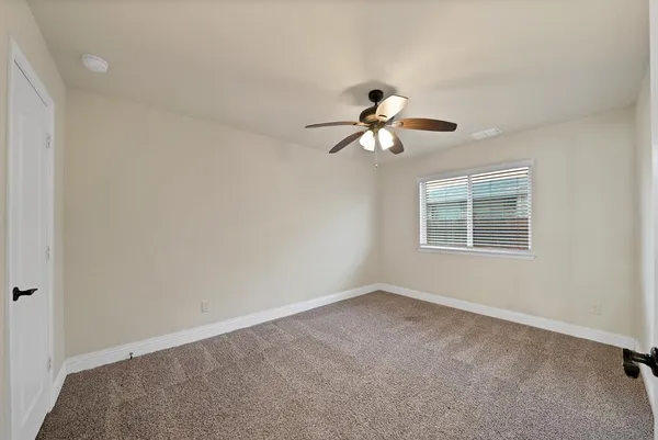 $3,000 | 207 Arborside Drive, Waxahachie, TX 75165