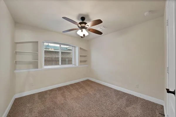 $3,000 | 207 Arborside Drive, Waxahachie, TX 75165