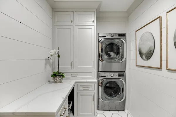 $3,900,000 | 923 Little Darby Lane, Suwanee, GA 30024