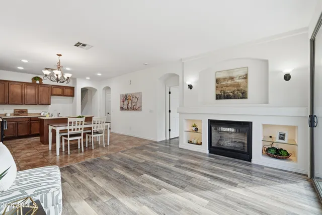 $399,900 | 14527 West Caribbean Lane, Surprise, AZ 85379