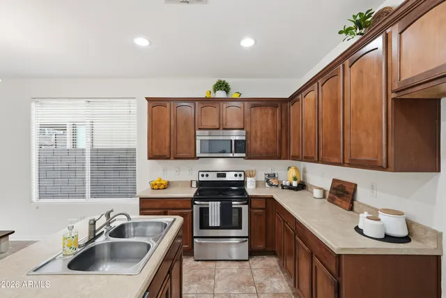 $399,900 | 14527 West Caribbean Lane, Surprise, AZ 85379