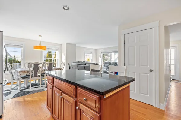 $735,000 | 9 Longview Drive, Portland, ME 04103