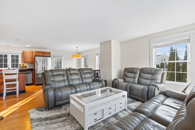 $739,777 | 9 Longview Drive, Portland, ME 04103