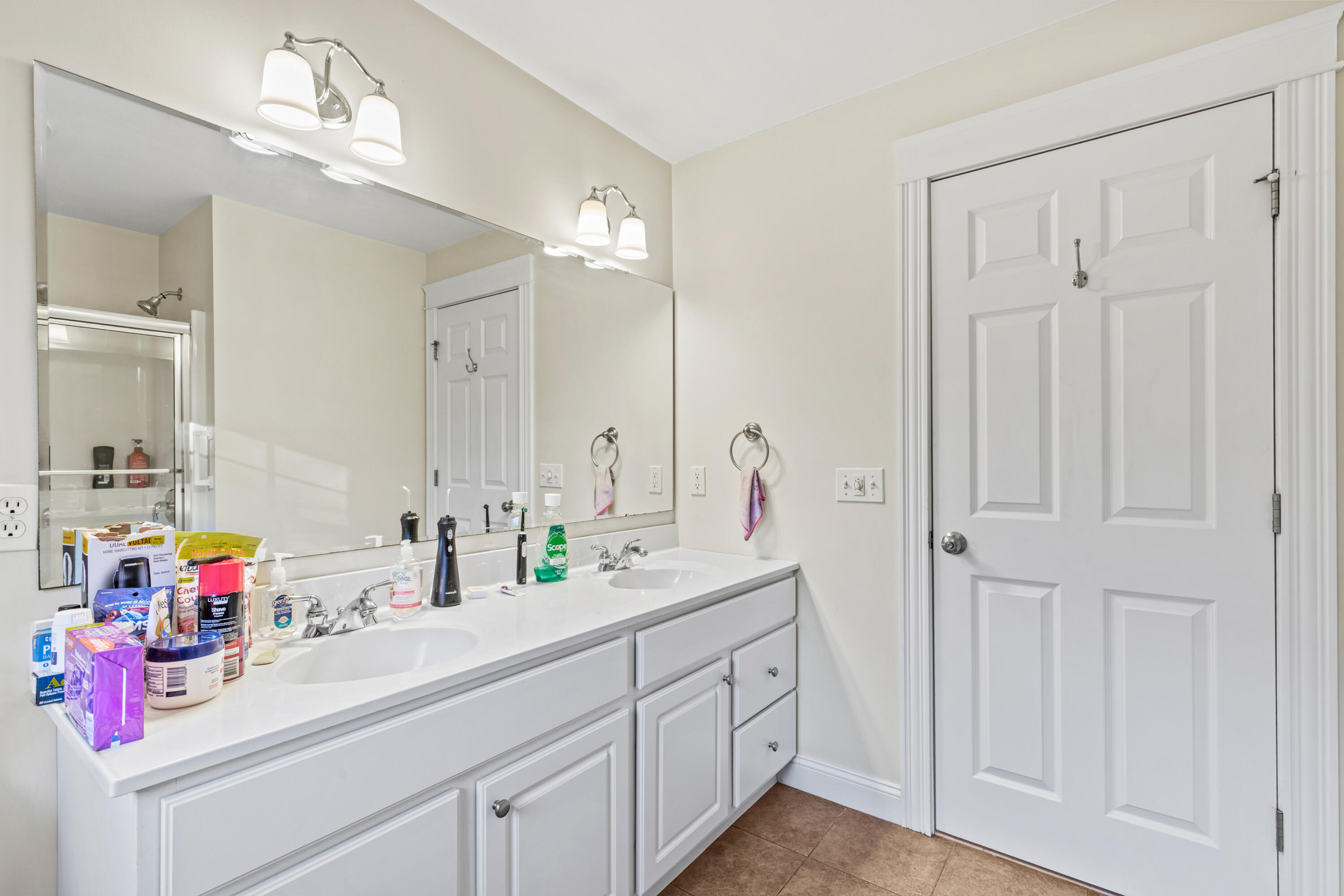 9 Longview Drive Portland, ME 04103 - Photo 10 of 46 9 longview dr portland_002