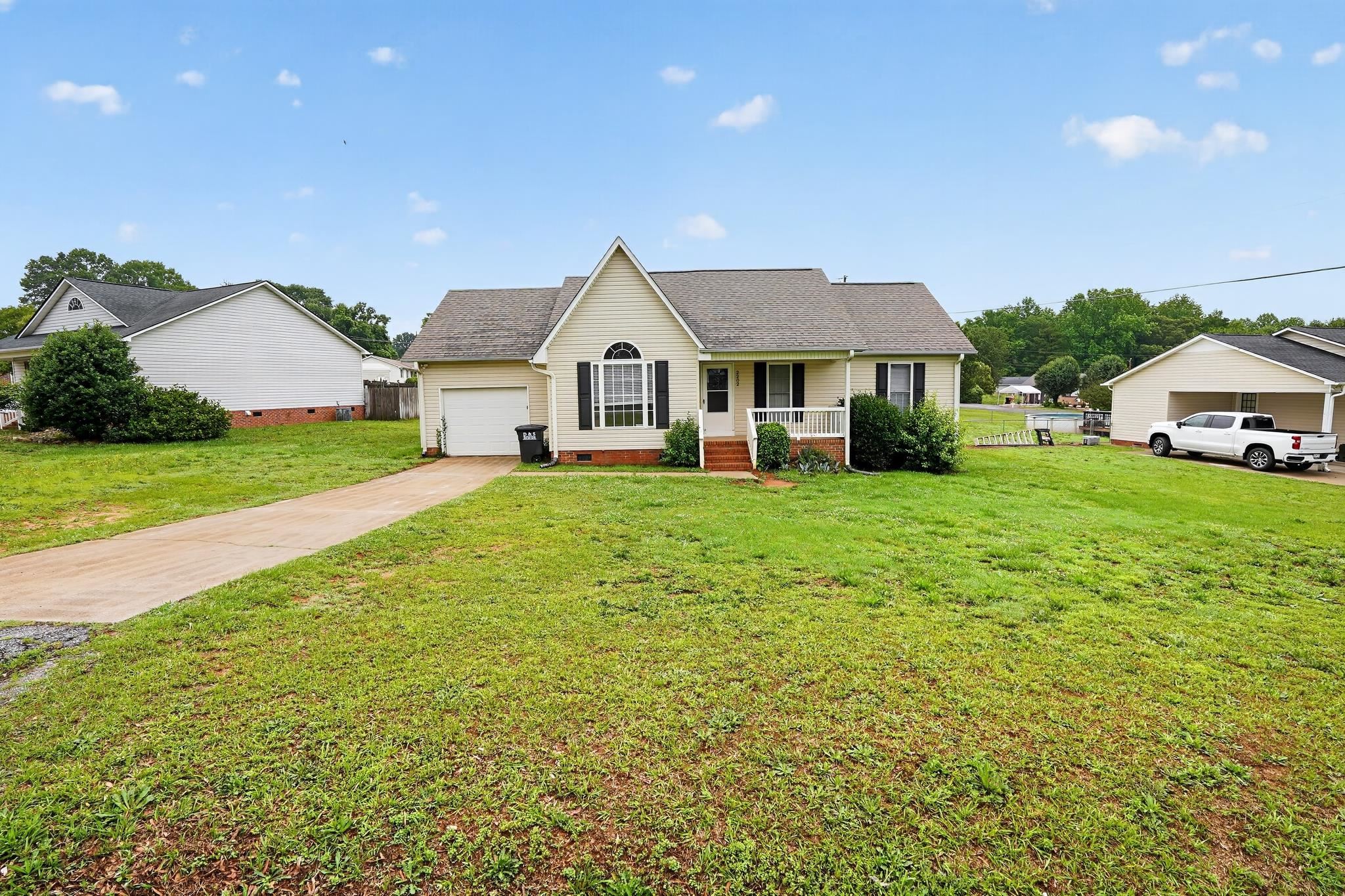 2202 Rolling Green Road Anderson, SC 29621 - Photo 1 of 19