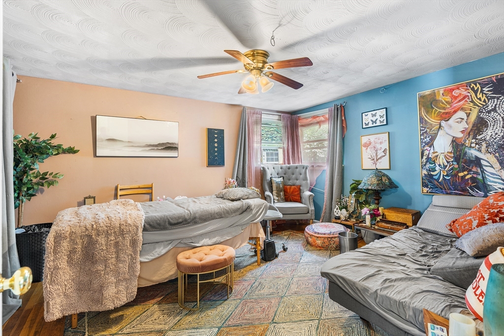 104 College Farm Road Waltham, MA 02451 - Photo 10 of 26