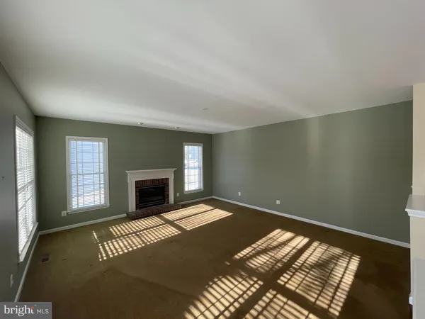 $4,850 | 21330 Meadow Field Court, Broadlands, VA 20148