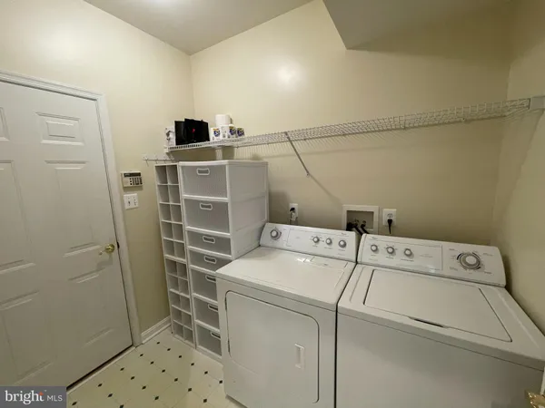 $4,850 | 21330 Meadow Field Court, Broadlands, VA 20148