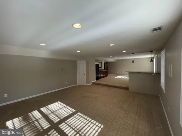 $4,850 | 21330 Meadow Field Court, Broadlands, VA 20148