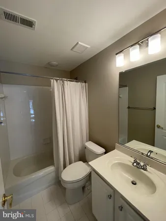 $4,850 | 21330 Meadow Field Court, Broadlands, VA 20148