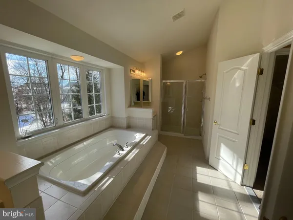 $4,850 | 21330 Meadow Field Court, Broadlands, VA 20148