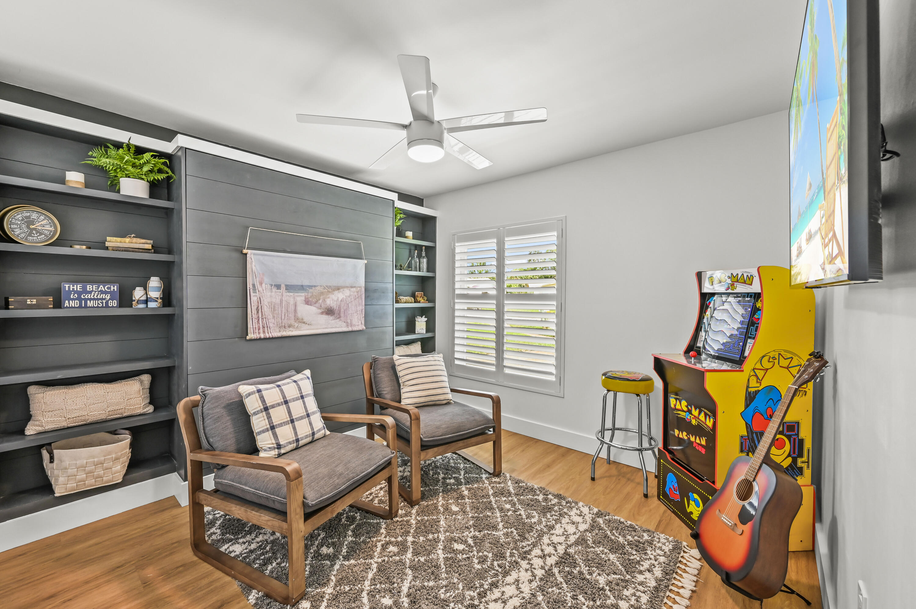 68 Azalea Circle Tequesta, FL 33469 - Photo 25 of 36 a living room with furniture and a rug
