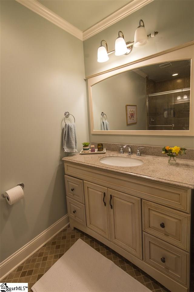 11 Hermitage Road Greenville, SC 29615 - Photo 12 of 19 Gallery Image 12