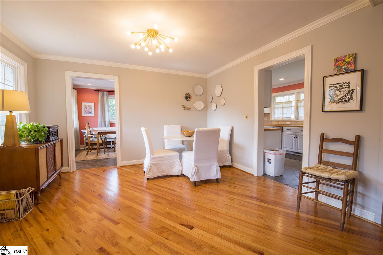 11 Hermitage Road Greenville, SC 29615 - Photo 4 of 19 Gallery Image 4
