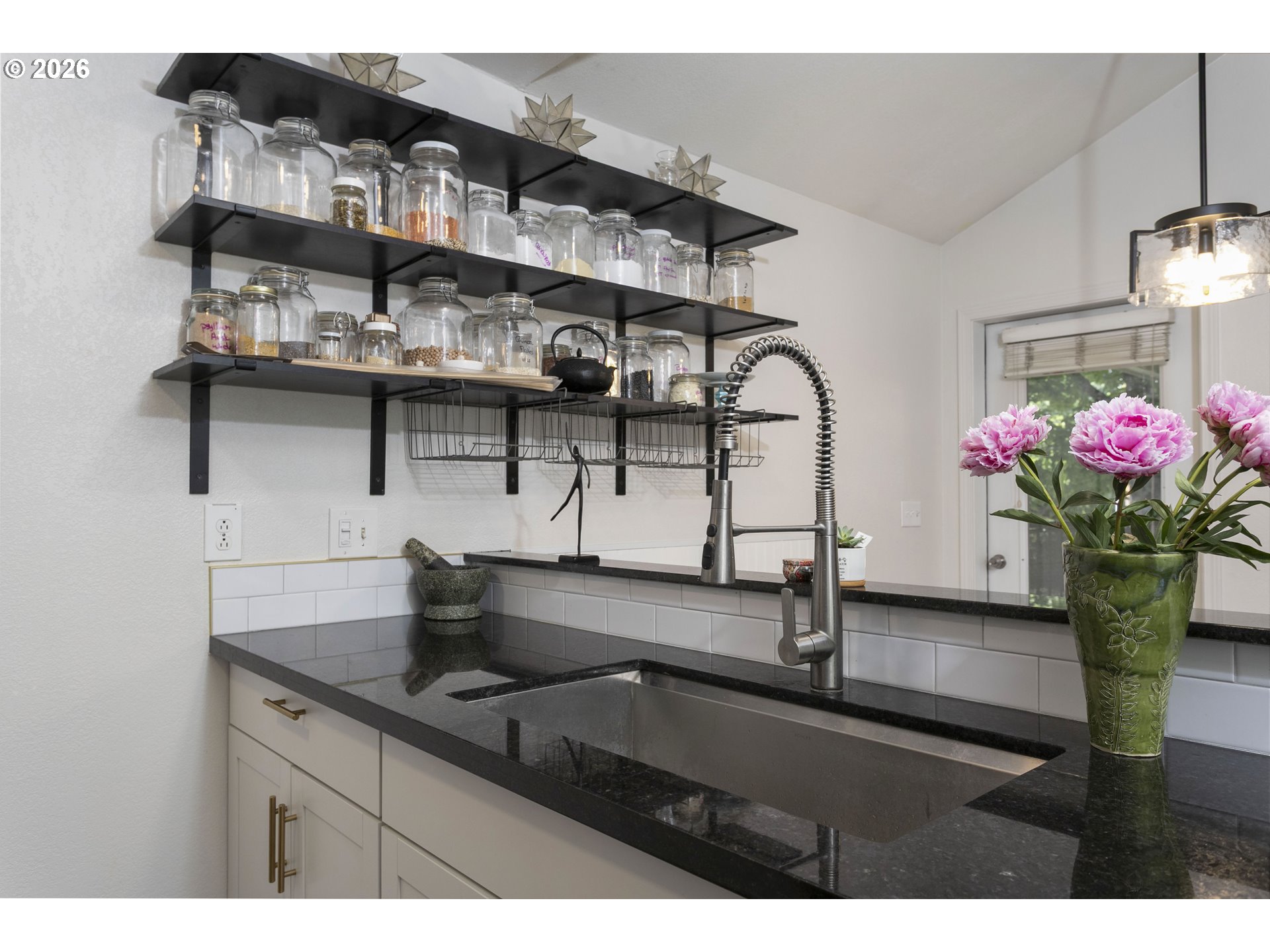 5225 Jean Road, Unit 108 Lake Oswego, OR 97035 - Photo 16 of 39