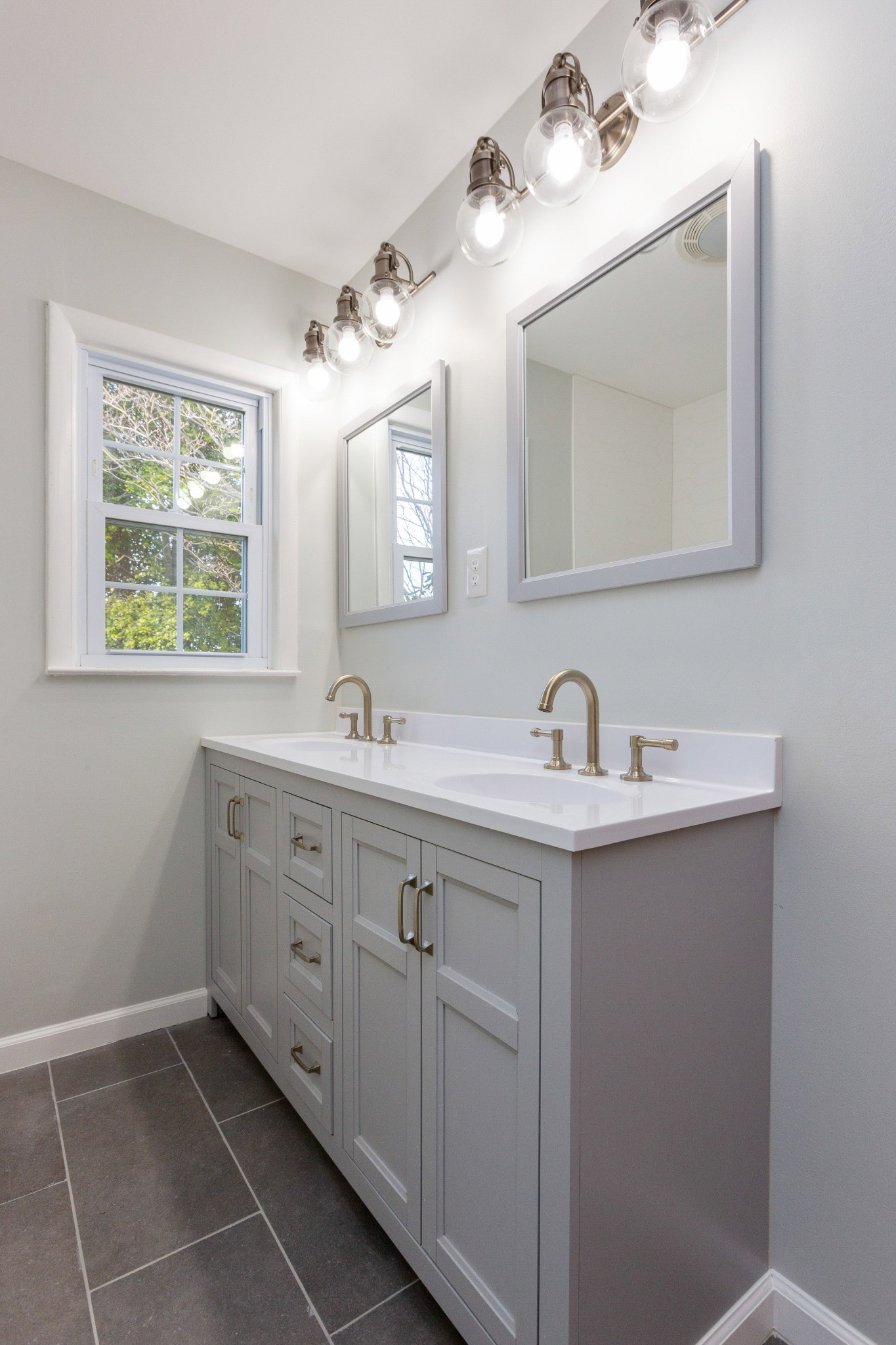 1067 Lawrence Lane Springfield, TN 37172 - Photo 29 of 40 Gallery Image 29