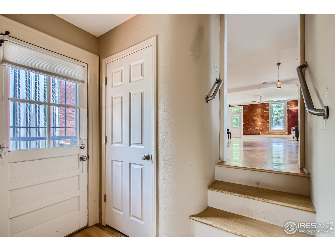 417 Mapleton Avenue, Unit B Boulder, CO 80304 - Photo 20 of 27 a view of front door