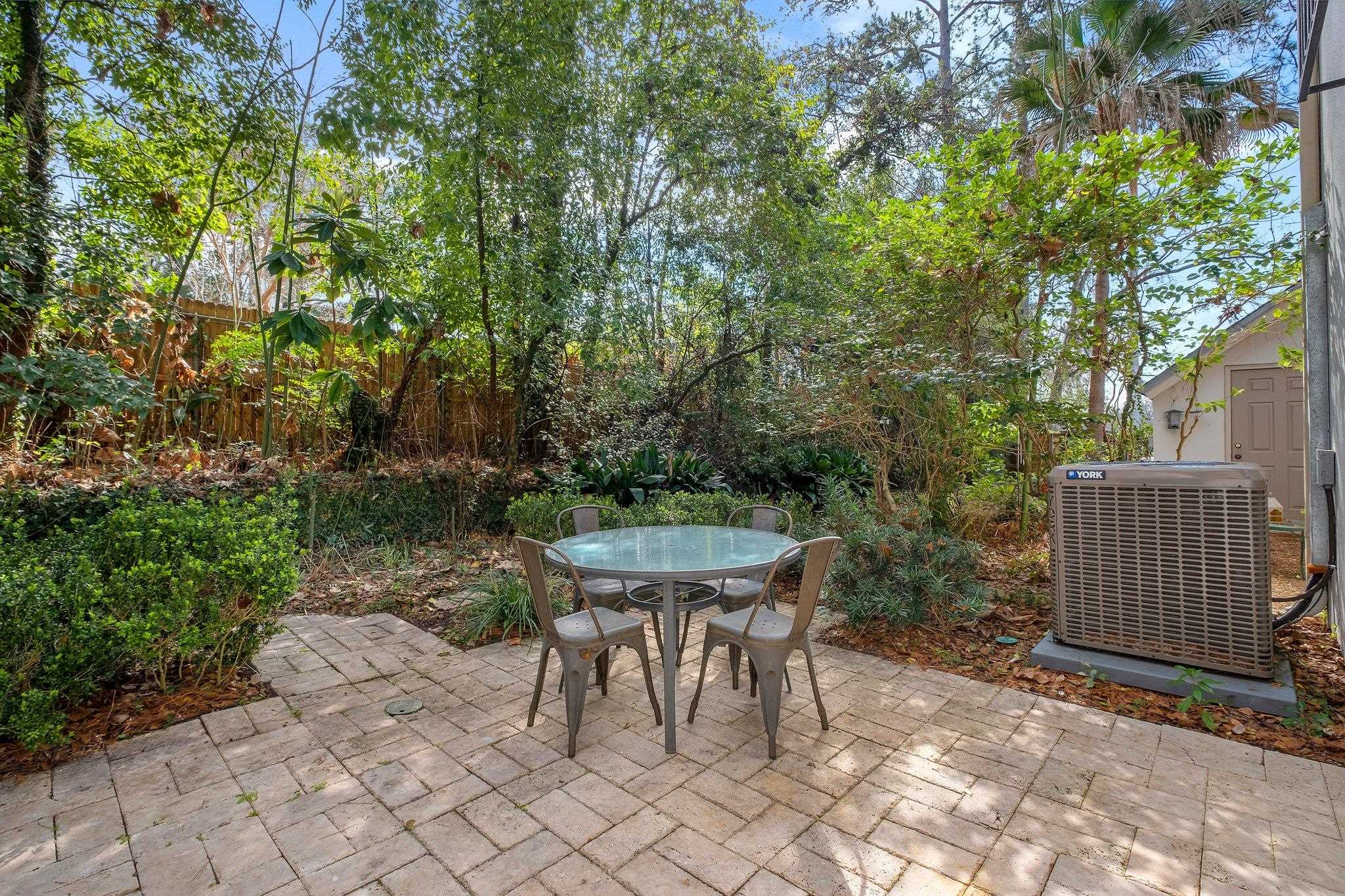 1904 Miccosukee Road, Unit 19B Tallahassee, FL 32308 - Photo 13 of 24