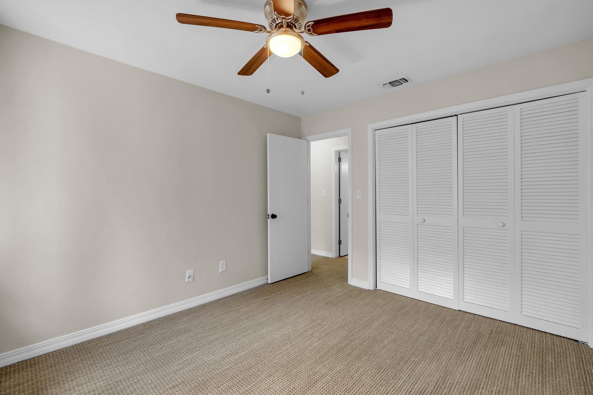 1904 Miccosukee Road, Unit 19B Tallahassee, FL 32308 - Photo 5 of 24