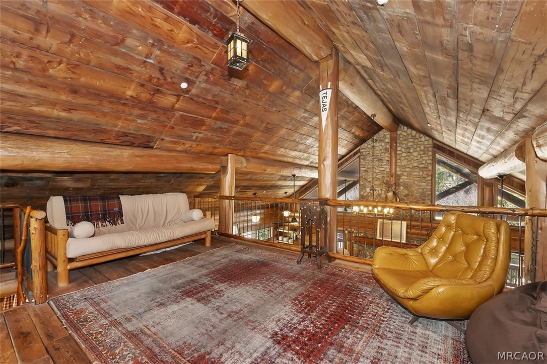 29632 Hook Creek Road Cedar Glen, CA 92321 - Photo 26 of 43 a view of a couches with wooden floor