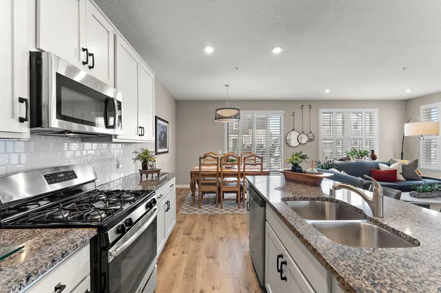 $425,000 | 7025 Huckleberry Drive, Excelsior, MN 55331