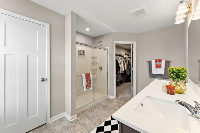 $425,000 | 7025 Huckleberry Drive, Excelsior, MN 55331